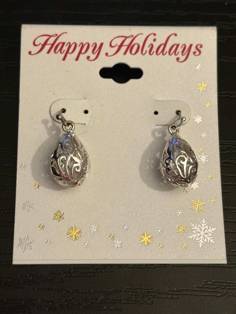 Silver Filigree Teardrop Earrings, Holiday Card NWT